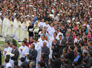 Vinh diocese: Priesthood ordainment 